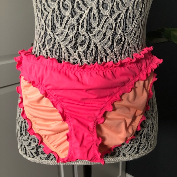 Abercrombie & Finch bikini top and Victoria Secret ruffle bikini bottom sz S - Picture 3 of 9